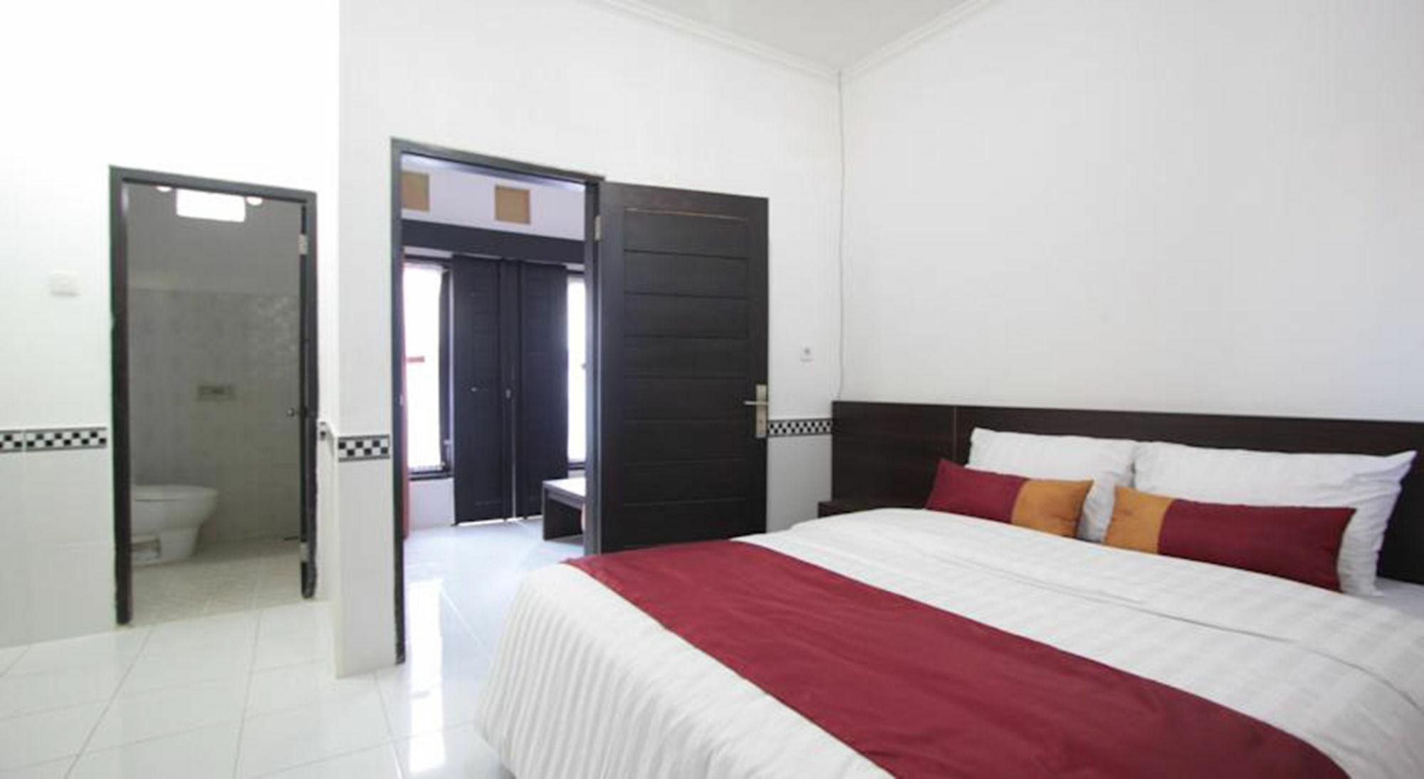 Bakung Sunset Hotel Kuta Lombok Extérieur photo